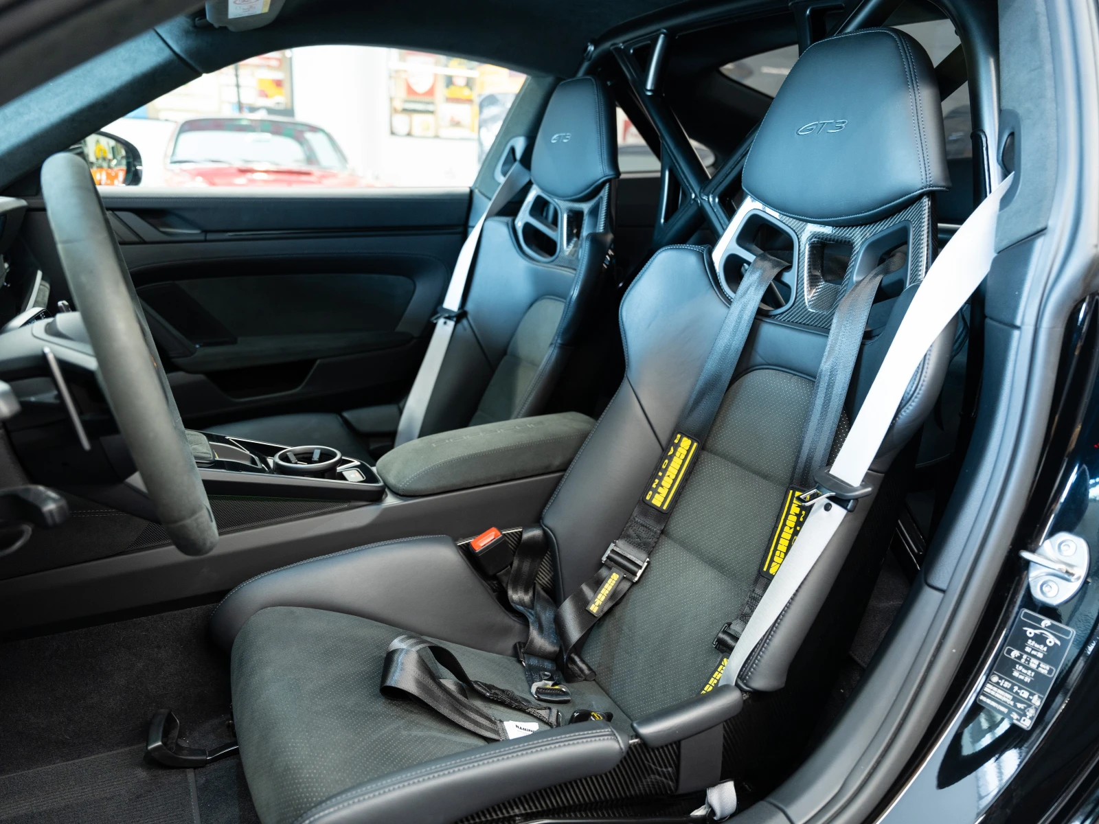 Porsche 911 GT3 - изображение 8