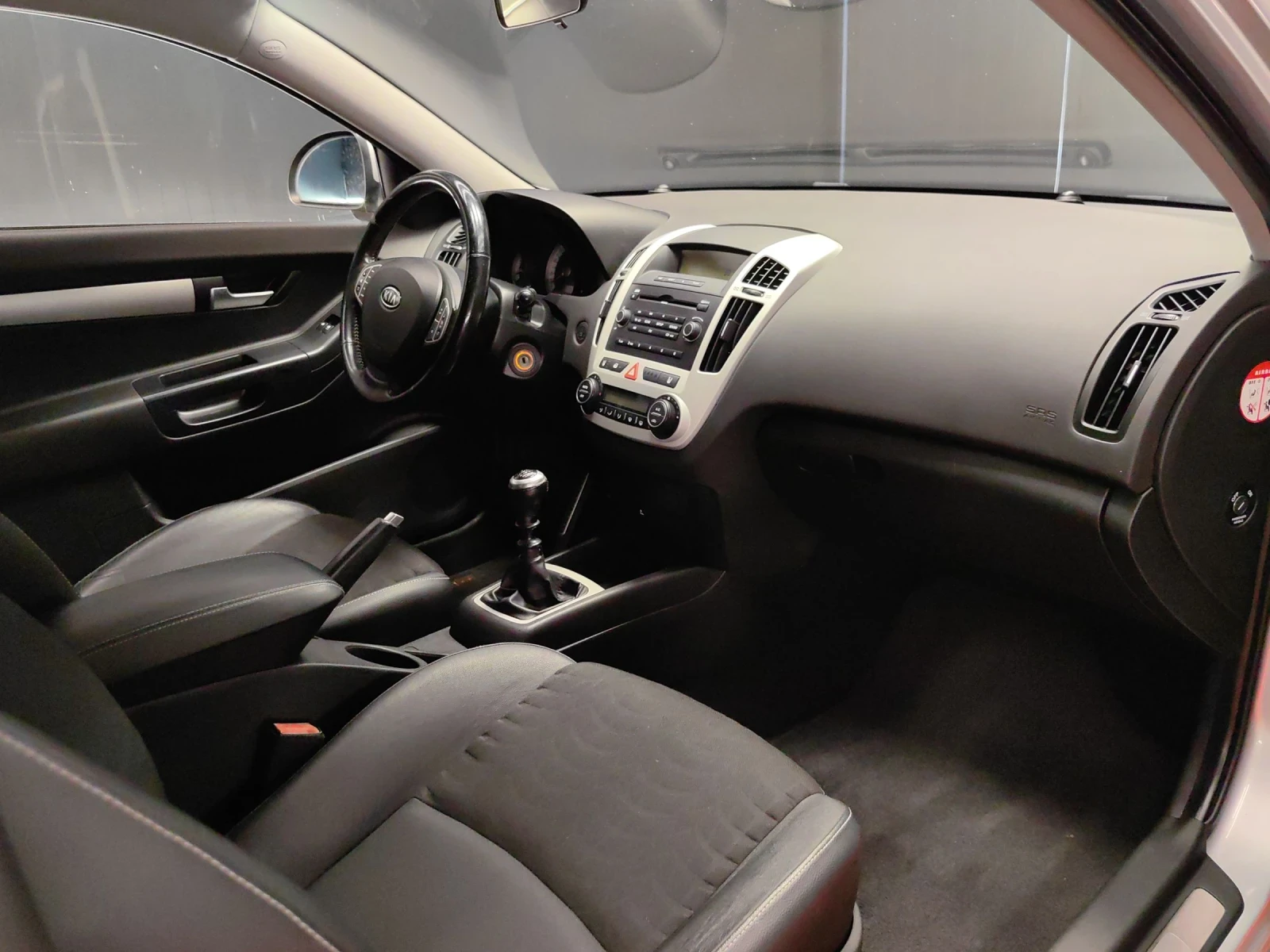 Kia Pro ceed 2.0 CVVT /ТЕМПОМАТ/ПОДГРЕВ/КЛИМА/ПЕРФЕКТНА - изображение 7