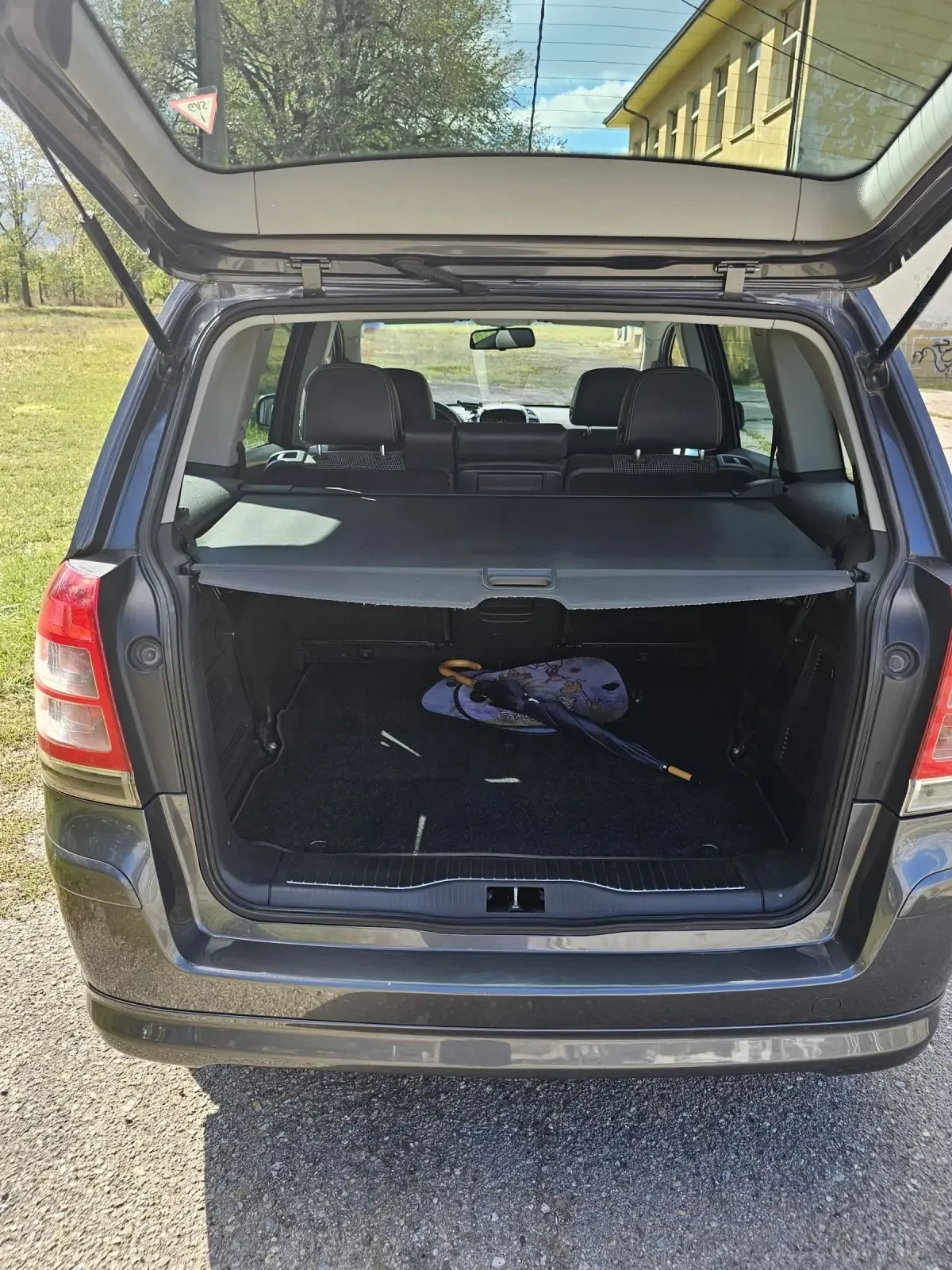 Opel Zafira  - изображение 8