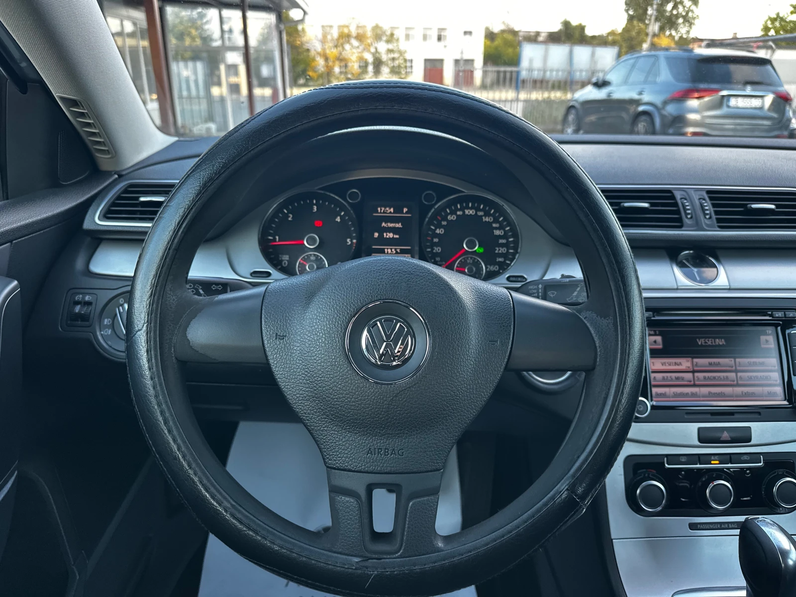 VW Passat 2.0TDI 140. DSG  | Mobile.bg   11