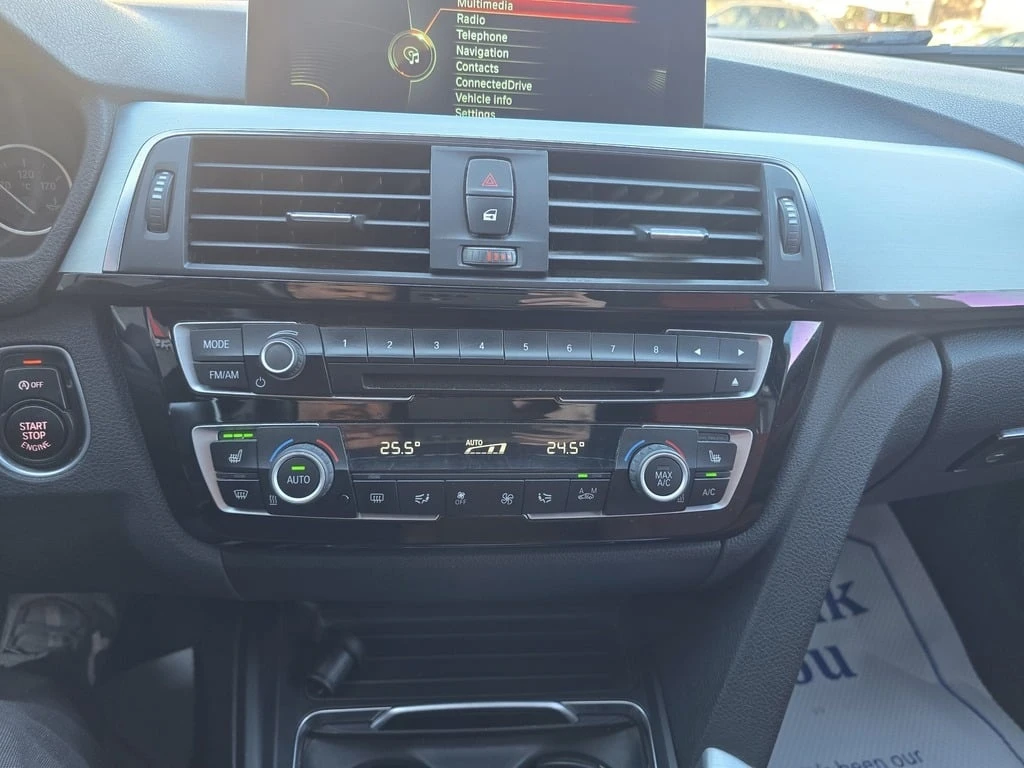 BMW 328 * 4dr Sdn 328i xDrive AWD * CARFAX * ���� �� �� | Mobile.bg � ����������� 11