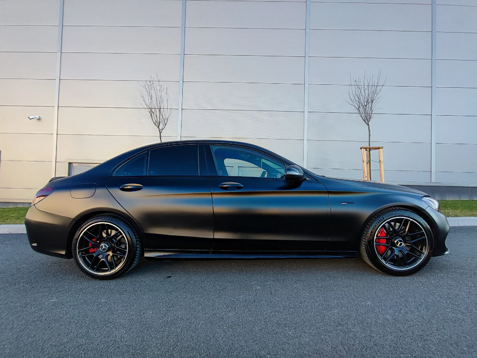Mercedes-Benz C 43 AMG 4MATIC/SATIN BLACK MATTE/ SHADOW LINE - изображение 3