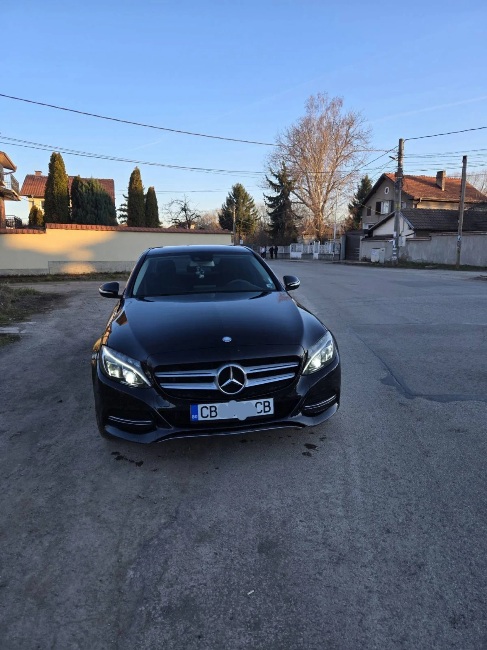 Mercedes-Benz C 220, снимка 2 - Автомобили и джипове - 53660272