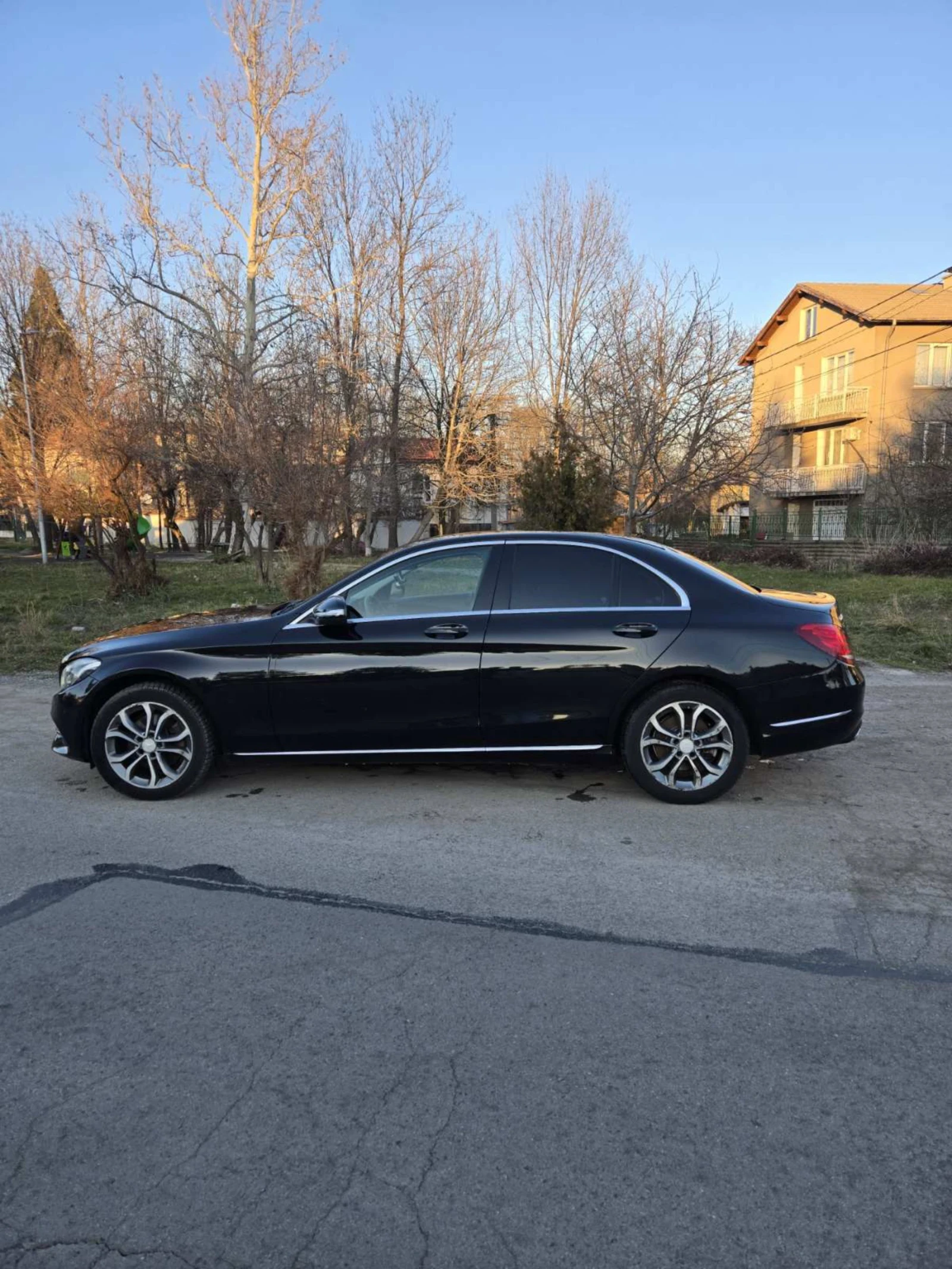 Mercedes-Benz C 220, снимка 6 - Автомобили и джипове - 53660272