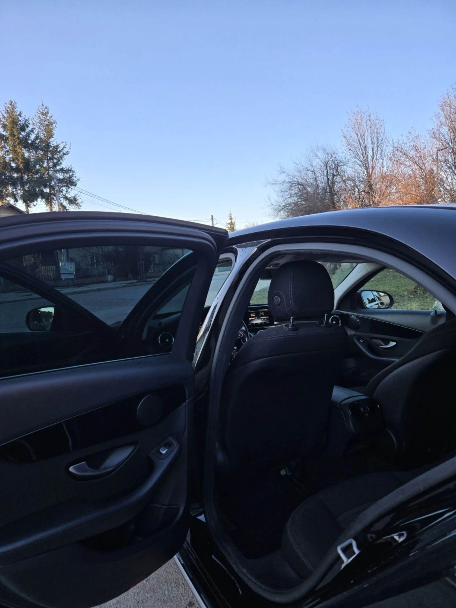 Mercedes-Benz C 220, снимка 16 - Автомобили и джипове - 53660272