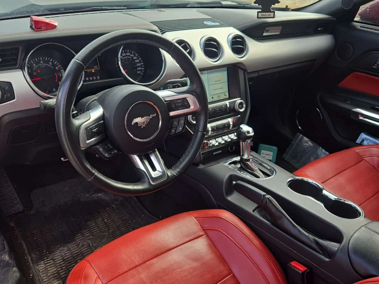 Ford Mustang GT PREMIUM /CARFAX/ОБДУХ/ПОДГРЕВ/НА ЗАДНО, снимка 6 - Автомобили и джипове - 53959506