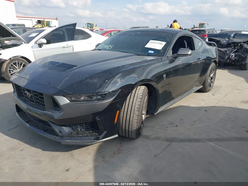 Ford Mustang Dark Horse Fastback