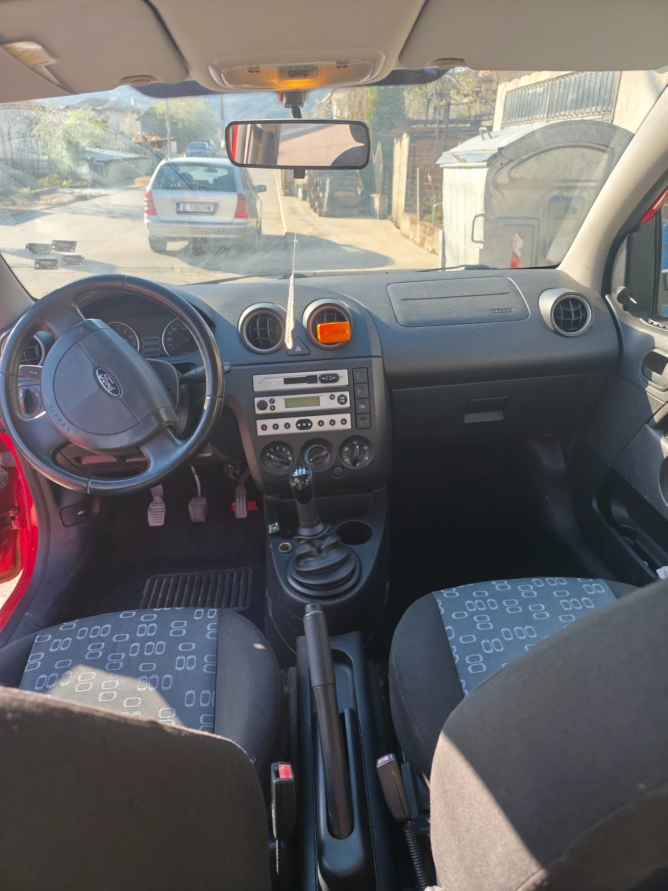 Ford Fiesta, снимка 6 - Автомобили и джипове - 54099768