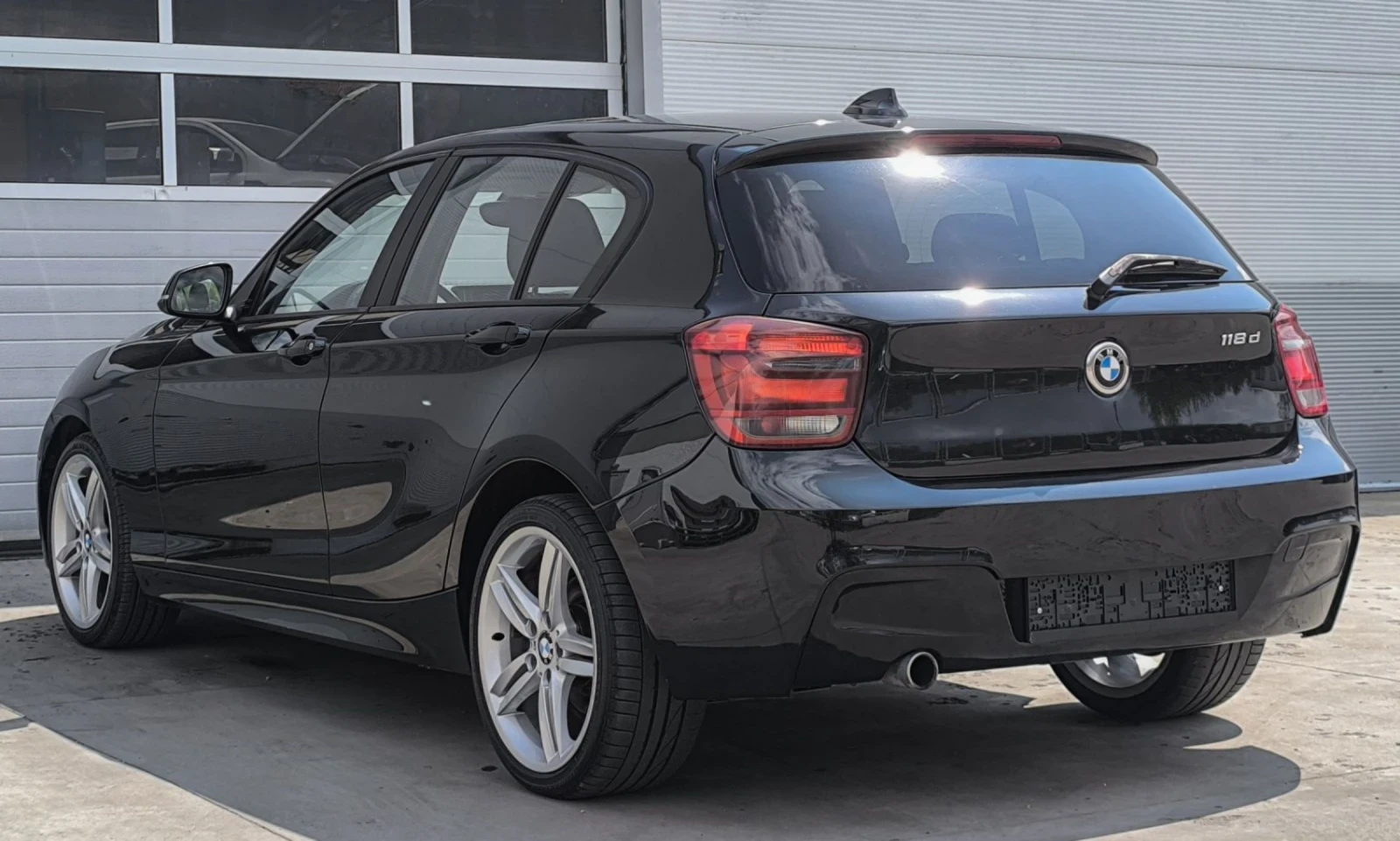 BMW 118 D M pak, снимка 4 - Автомобили и джипове - 54237217