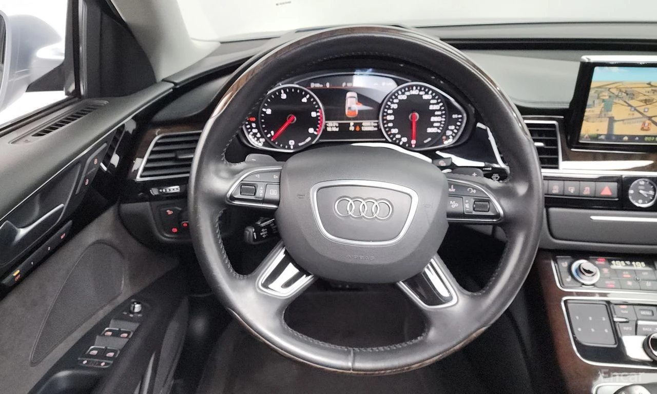 Audi A8 3.0 TDI* DISTRONIC* МАСАЖ* 360 CAM* HEAD-UP* BOSE*, снимка 8 - Автомобили и джипове - 54633219