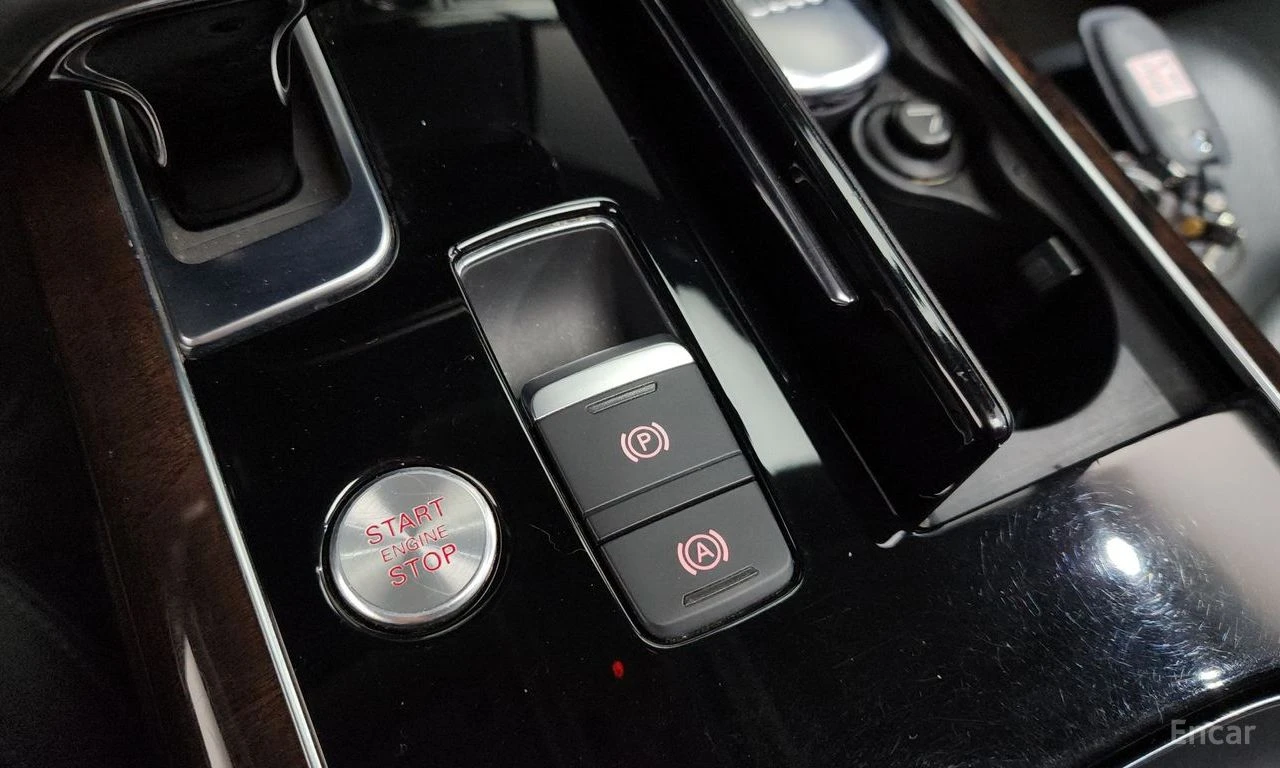 Audi A8 3.0 TDI* DISTRONIC* МАСАЖ* 360 CAM* HEAD-UP* BOSE*, снимка 13 - Автомобили и джипове - 54633219