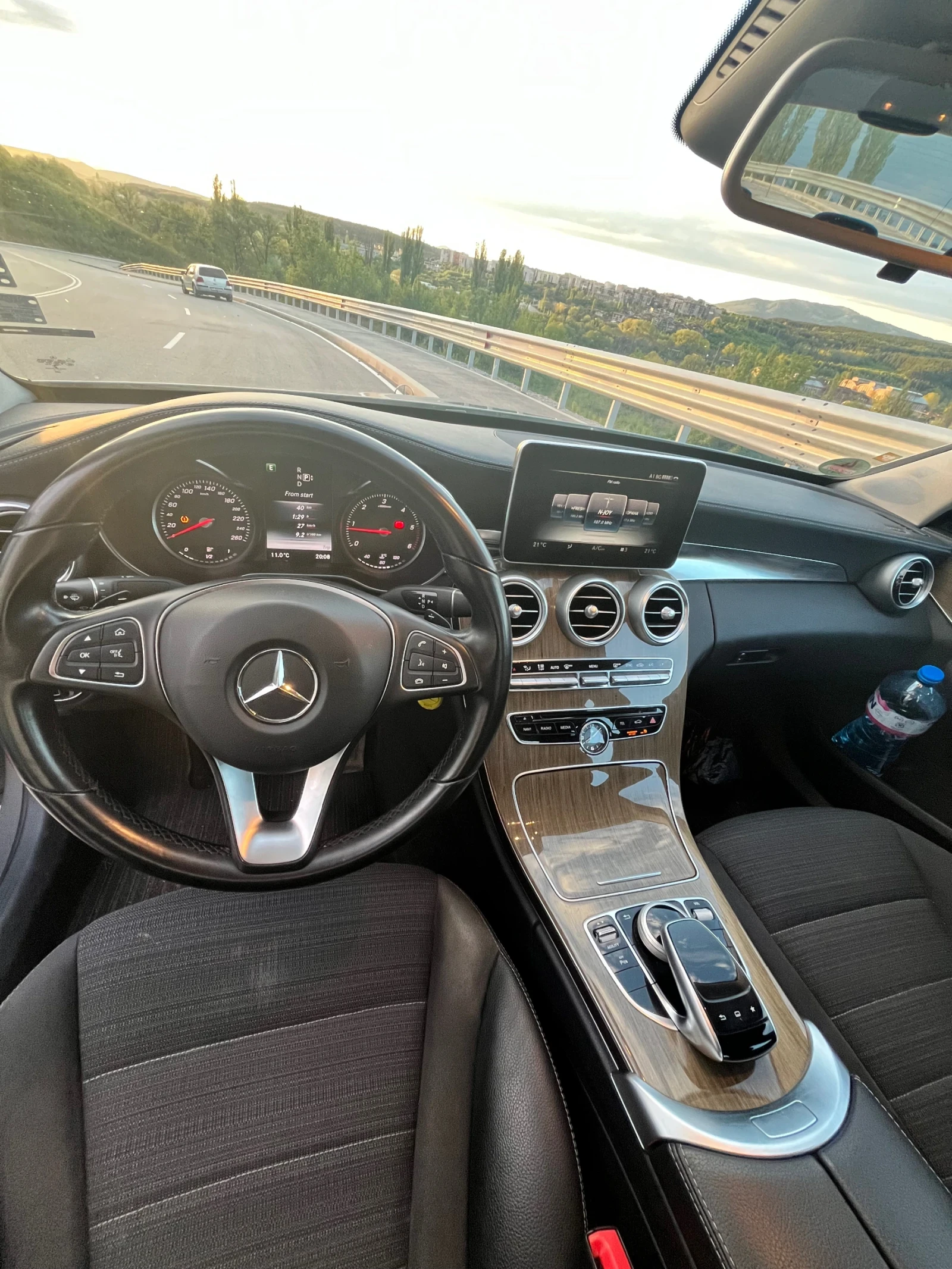 Mercedes-Benz C 250, снимка 7 - Автомобили и джипове - 54667312