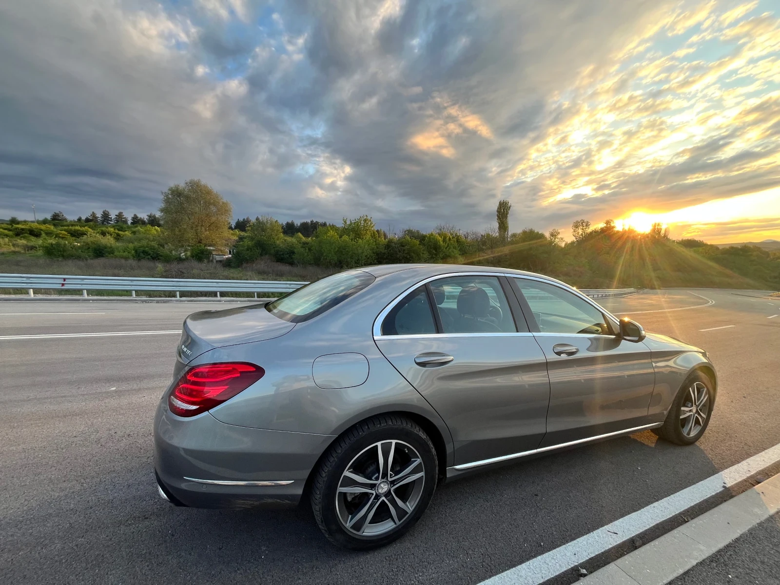 Mercedes-Benz C 250, снимка 3 - Автомобили и джипове - 54667312