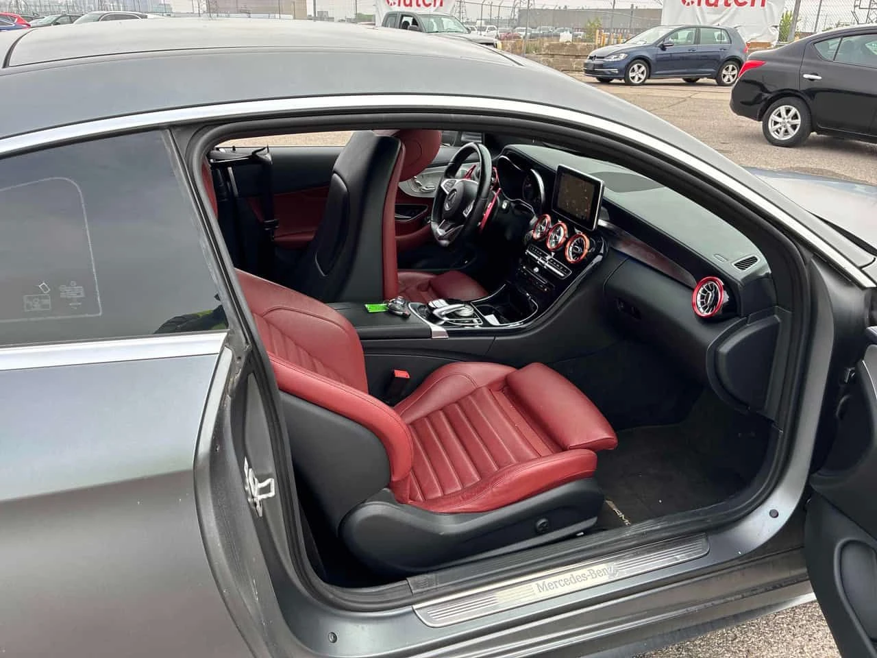 Mercedes-Benz C 300 | ПОДГРЕВ | BURMESTER | CARFAX | , снимка 17 - Автомобили и джипове - 54860286