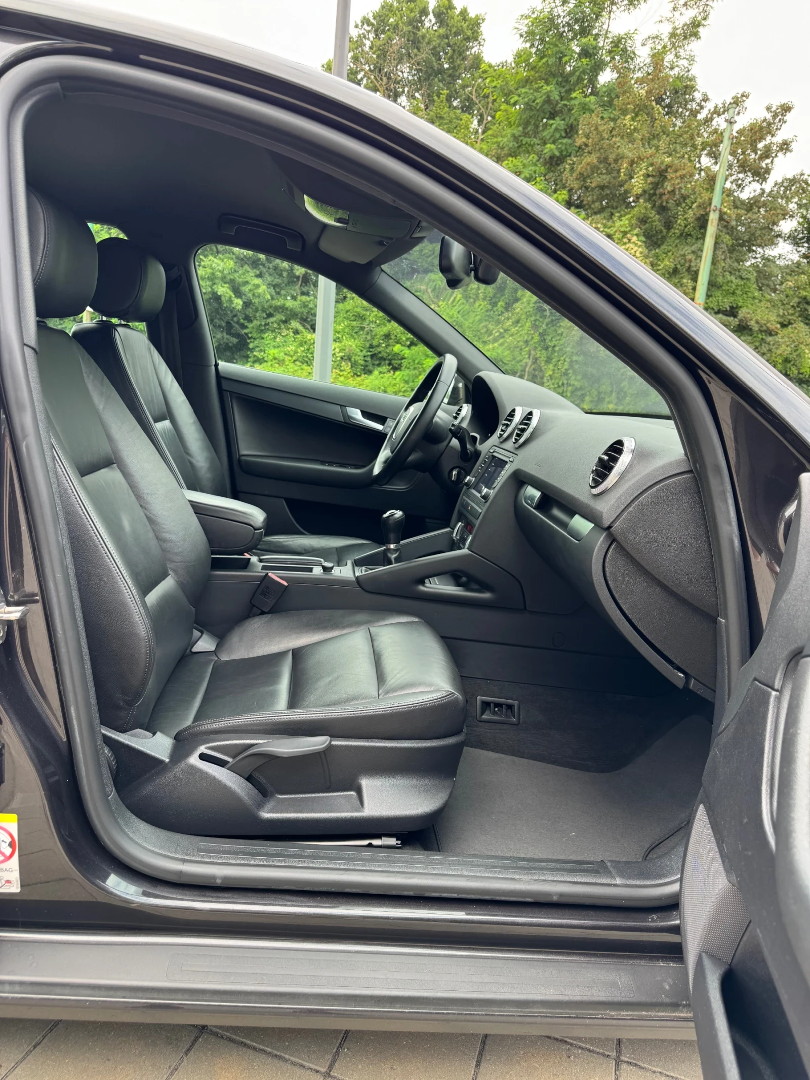 Audi A3 Xenon* Led* Navi* Leder* Cruise Control* , снимка 13 - Автомобили и джипове - 54877252