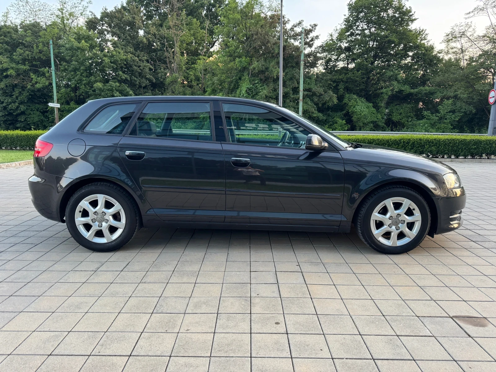 Audi A3 Xenon* Led* Navi* Leder* Cruise Control* , снимка 5 - Автомобили и джипове - 54877252