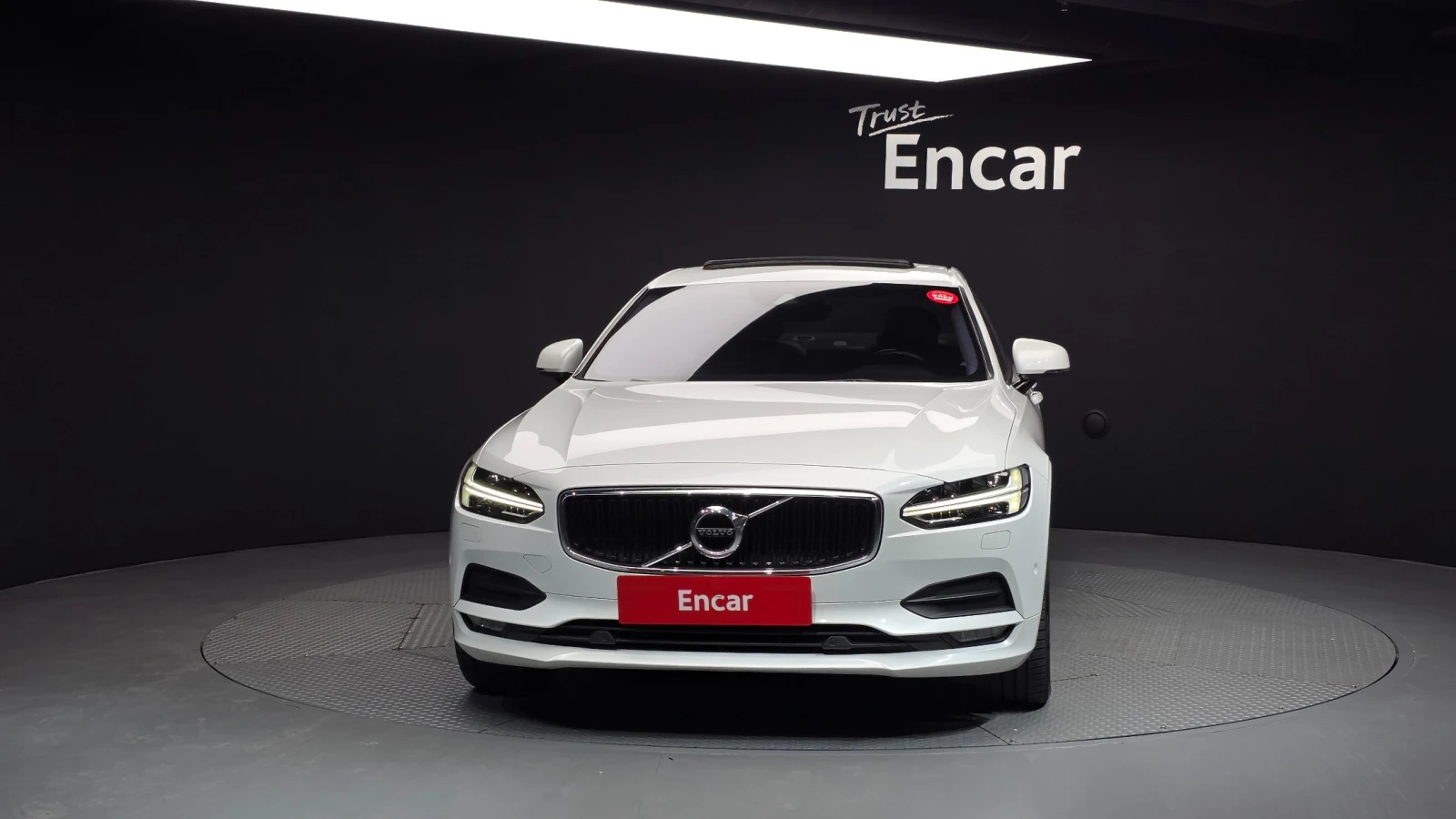 Volvo S90 D5 AWD Momentum, снимка 3 - Автомобили и джипове - 54931617