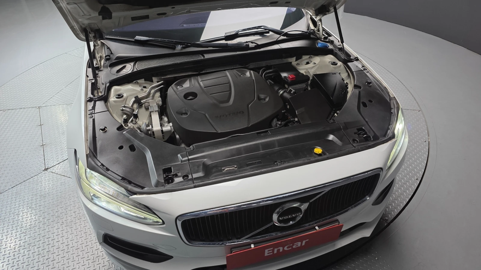 Volvo S90 D5 AWD Momentum, снимка 6 - Автомобили и джипове - 54931617
