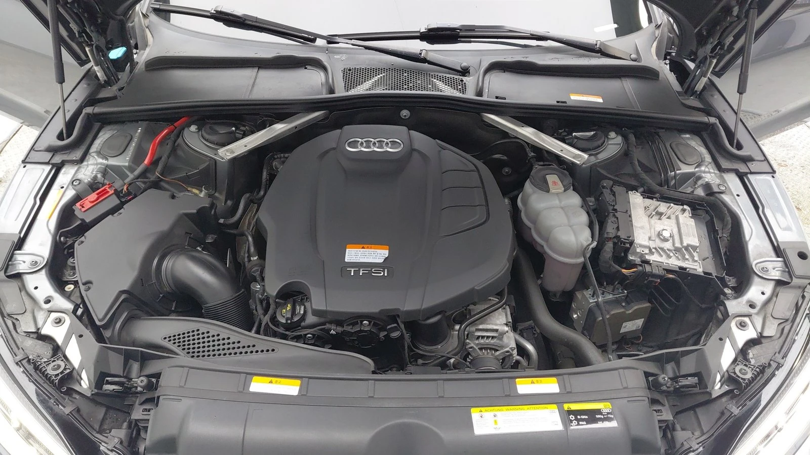 Audi A5 45 TFSI quattro* ЛЮК* KEYLESS* КРАЙНА ЦЕНА, снимка 8 - Автомобили и джипове - 55318882