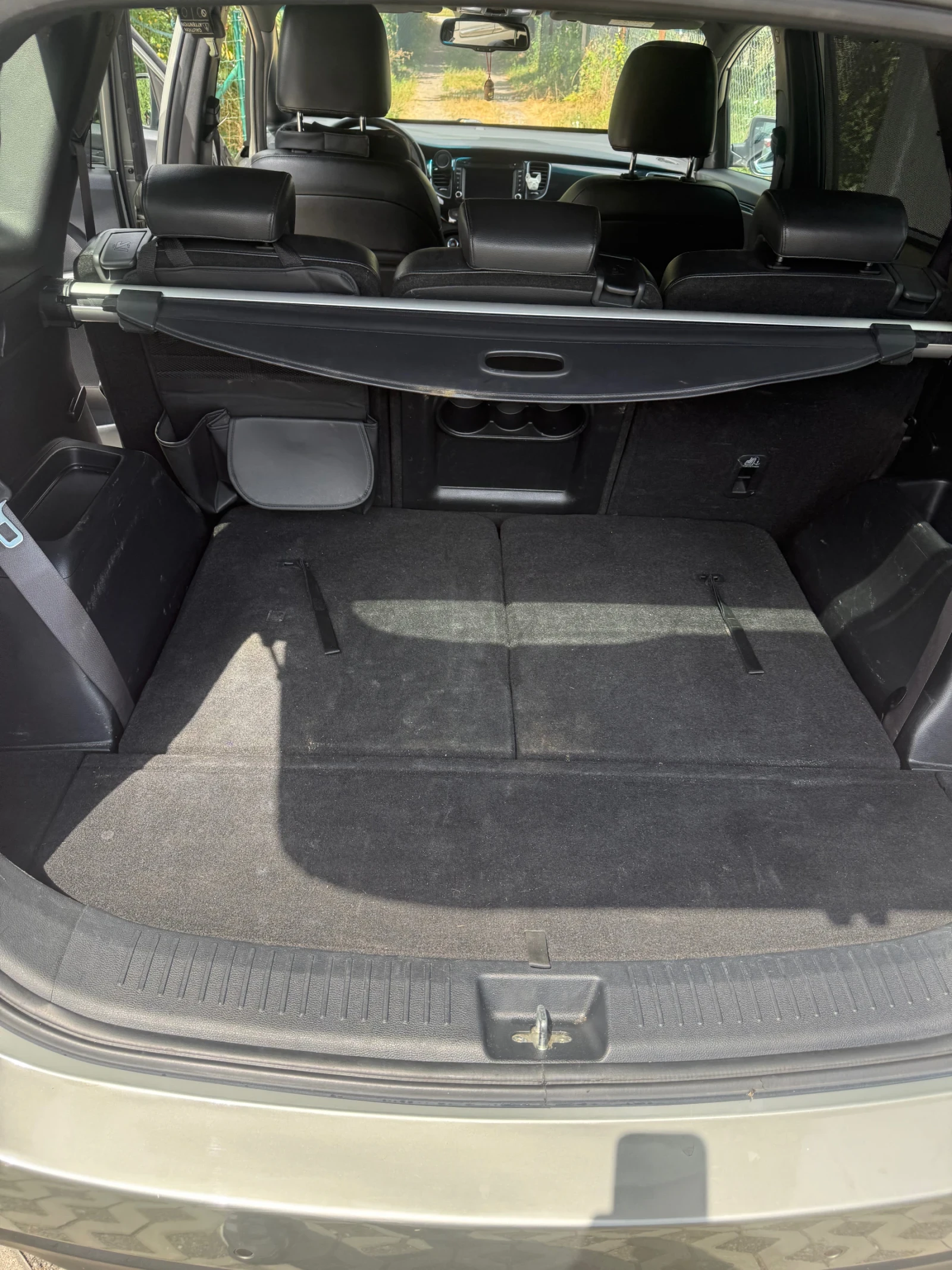 Kia Carens Full 6+ 1, снимка 5 - Автомобили и джипове - 55394378