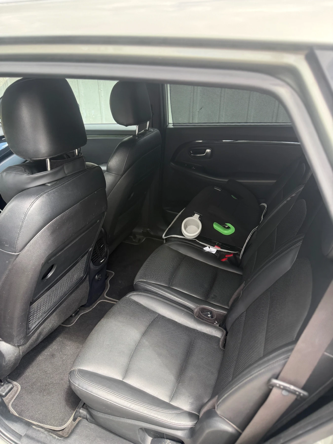 Kia Carens Full 6+ 1, снимка 11 - Автомобили и джипове - 55394378