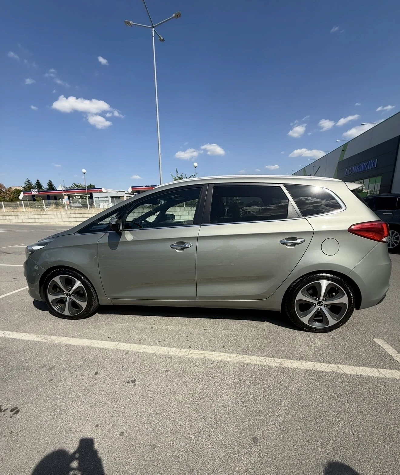 Kia Carens Full 6+ 1