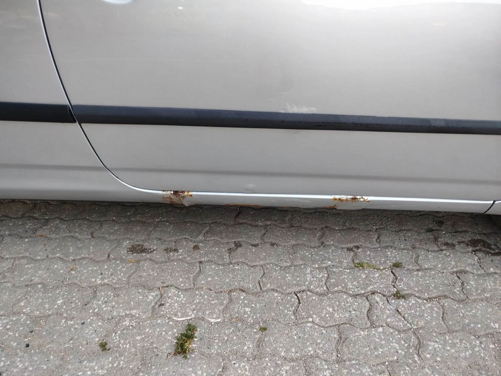 Toyota Corolla 1.4 VVT-i (E120), снимка 16 - Автомобили и джипове - 55534069