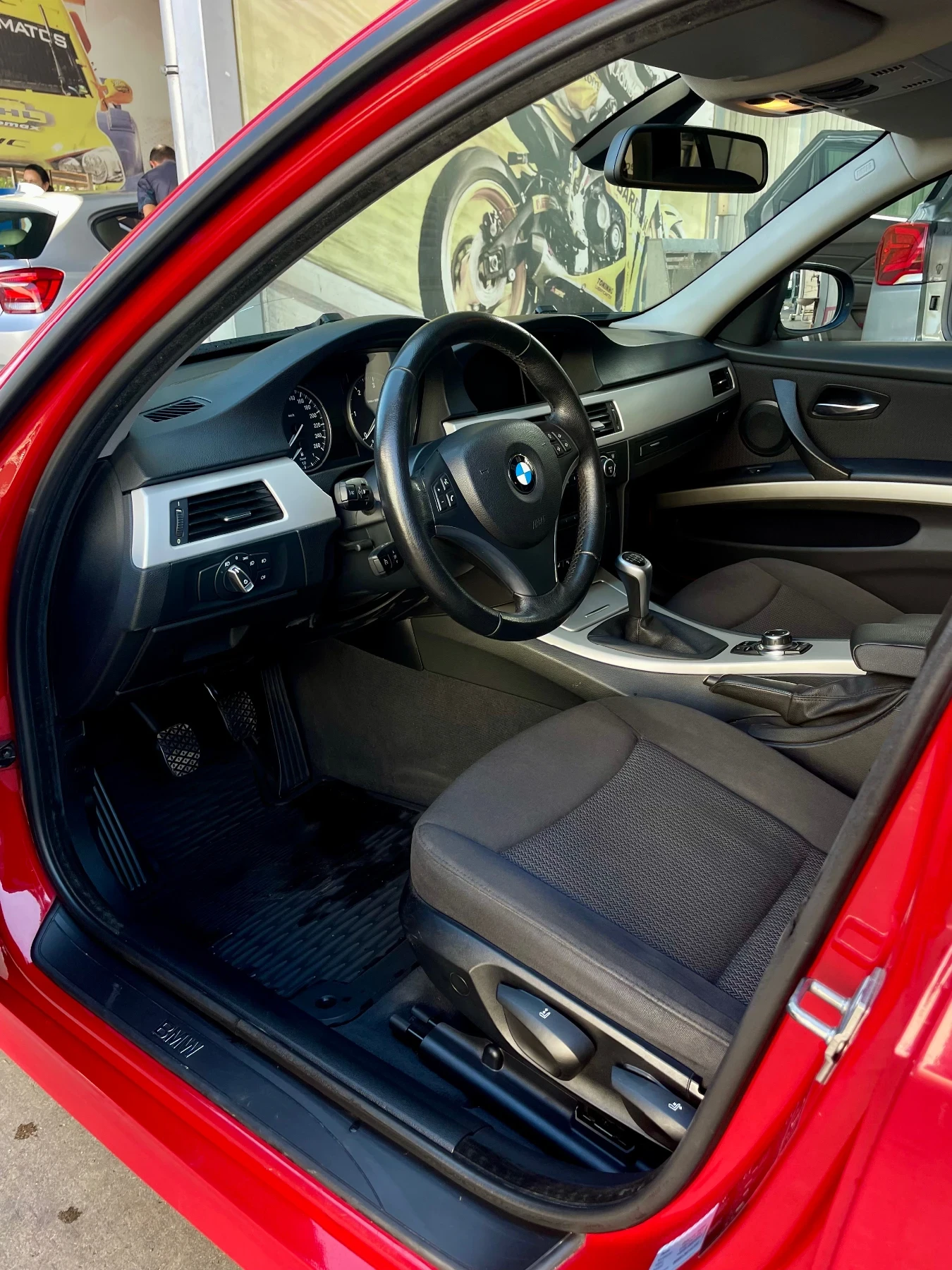 BMW 318, снимка 7 - Автомобили и джипове - 55769780