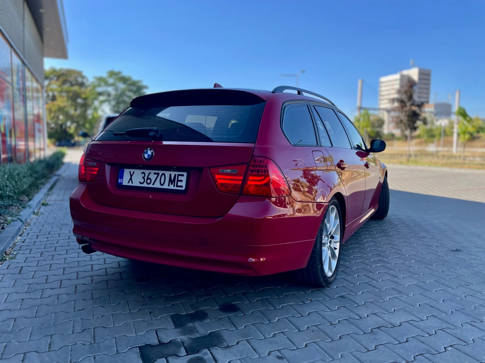 BMW 318 320d, снимка 5 - Автомобили и джипове - 55769780