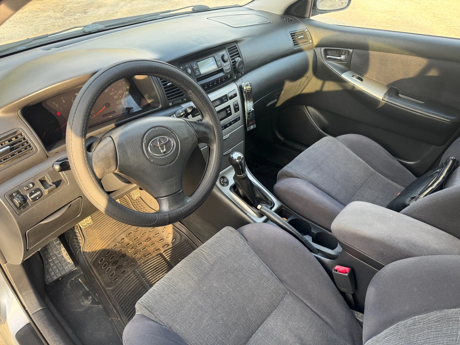 Toyota Corolla 2.0d4d-116, снимка 3 - Автомобили и джипове - 56253255
