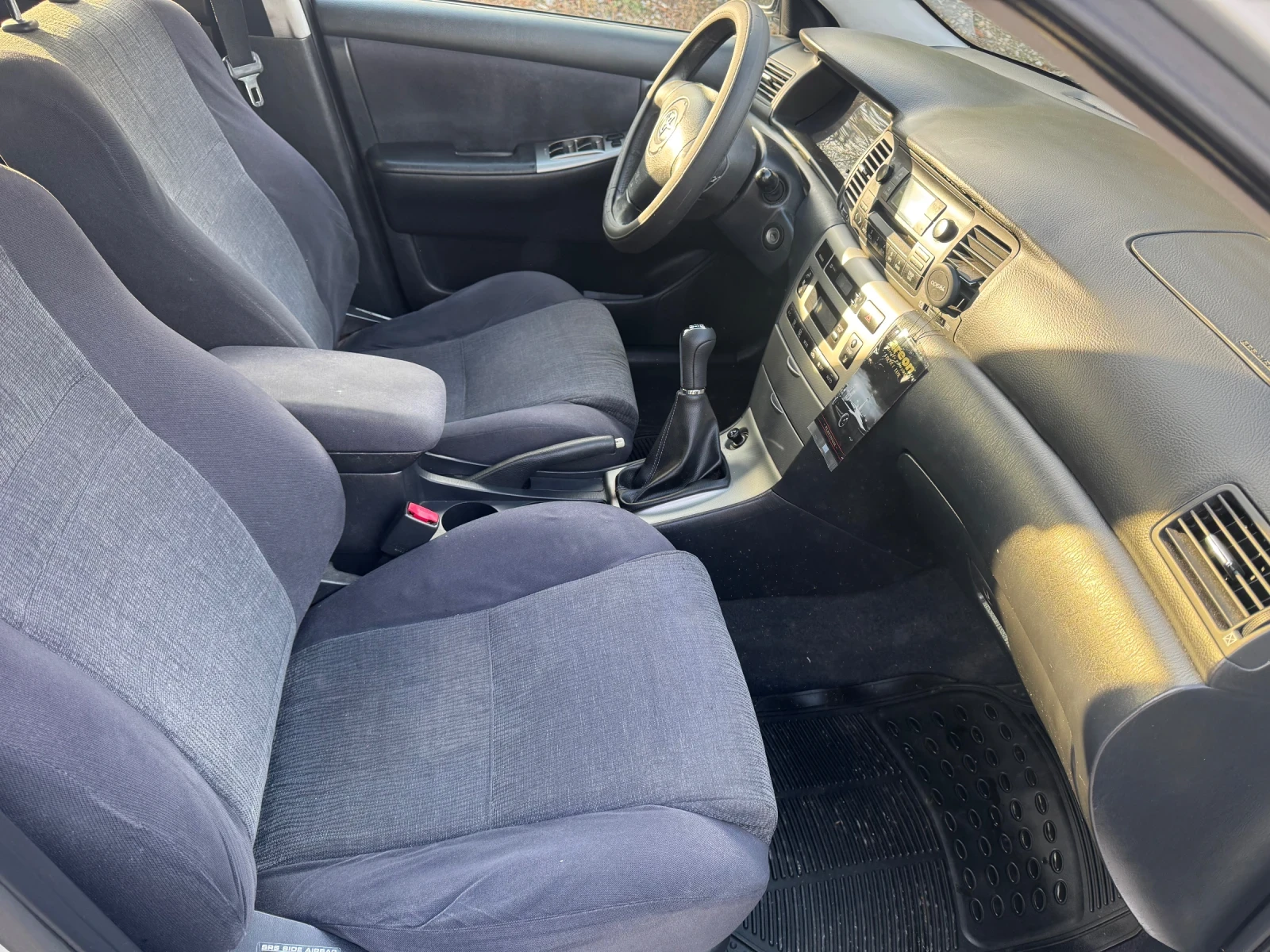 Toyota Corolla 2.0d4d-116, снимка 4 - Автомобили и джипове - 56253255