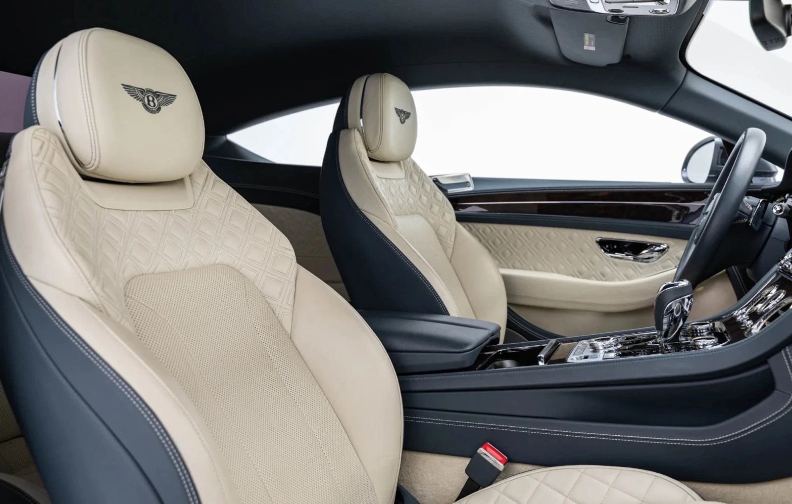 Bentley Continental gt III 4.0 V8 AWD, снимка 8 - Автомобили и джипове - 56292933