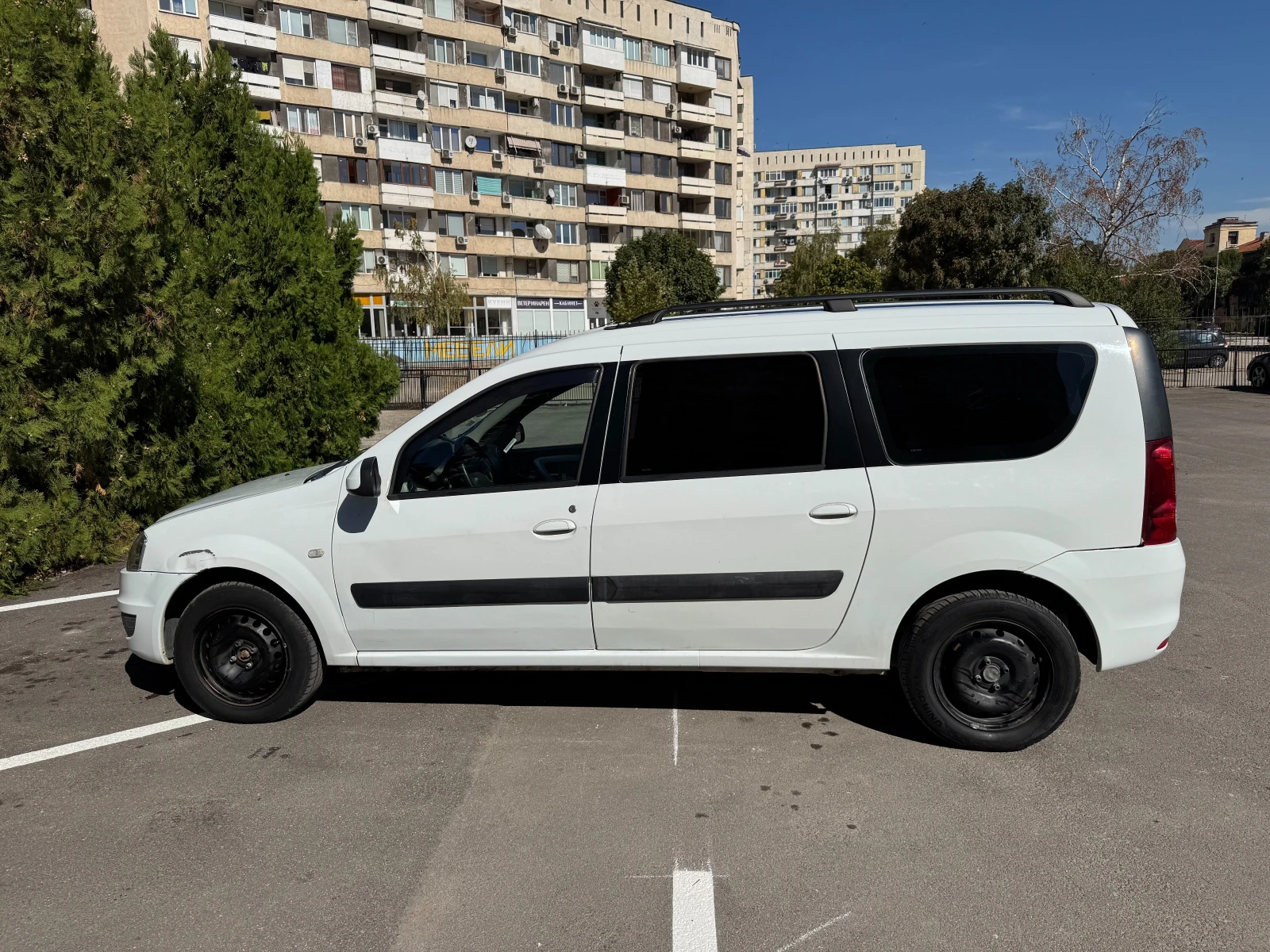 Dacia Logan 1, 5 dci, снимка 5 - Автомобили и джипове - 56357828