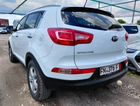 Kia Sportage 2.0CRDi * 4x4 * Навигация* Камера* Теглич* , снимка 4