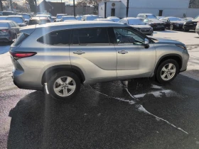 Toyota Highlander * LE * CARFAX * БЕЗ ПЪРВОНАЧАЛНА ВНОСКА, снимка 3