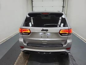 Jeep Grand cherokee * SRT * АВТОКРЕДИТ БЕЗ ПЪРВОНАЧАЛНА ВНОСКА*  | Auto.bg — изображение 17