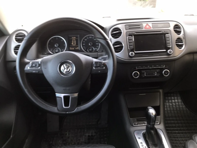 VW Tiguan 2.0TDI 4MOTION ФЕЙС, снимка 10 - Автомобили и джипове - 45860192