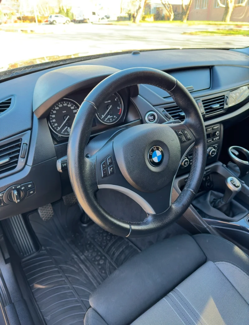 BMW X1 2.0 diesel 177cv , снимка 8 - Автомобили и джипове - 48422824