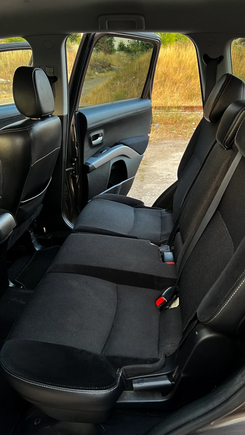 Mitsubishi Outlander + 4 броя зимни гуми, снимка 9 - Автомобили и джипове - 51629585