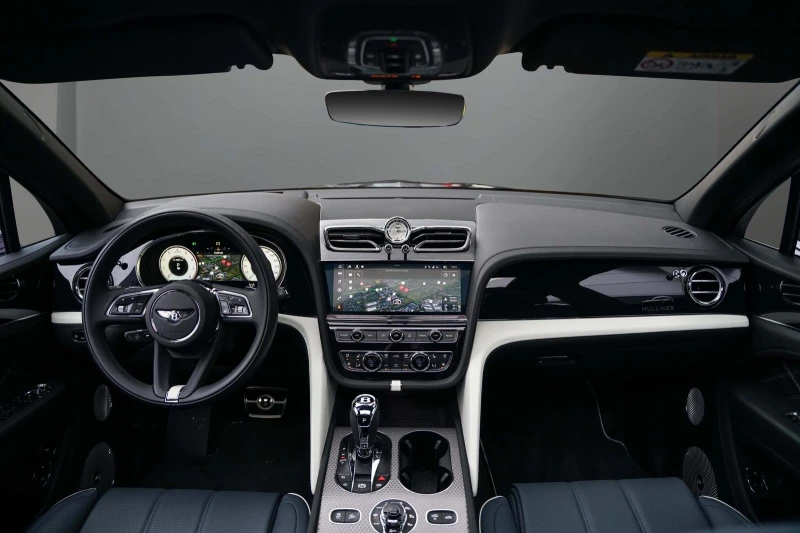Bentley Bentayga V8/LONG/MULLINER/4-SEATS/TV/NAIM/PANO/, снимка 13 - Автомобили и джипове - 52280711