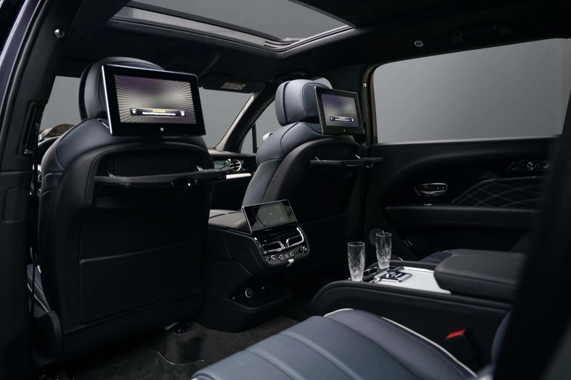 Bentley Bentayga V8/LONG/MULLINER/4-SEATS/TV/NAIM/PANO/, снимка 17 - Автомобили и джипове - 52280711