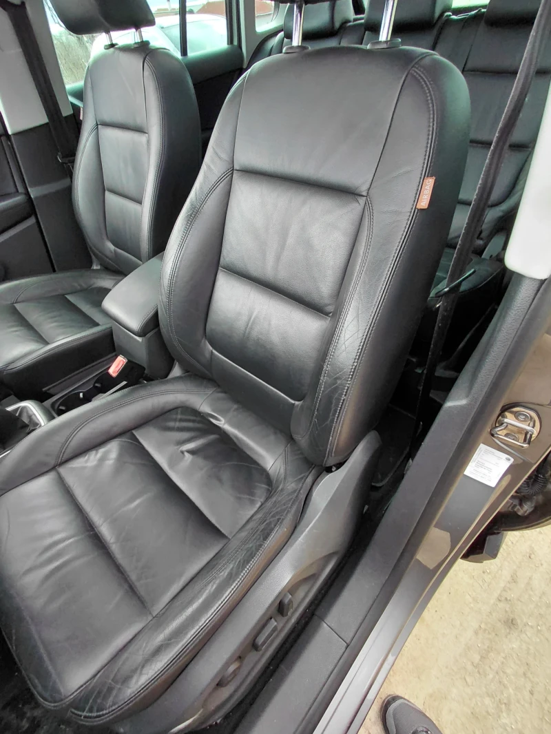 VW Tiguan, снимка 7 - Автомобили и джипове - 53020069