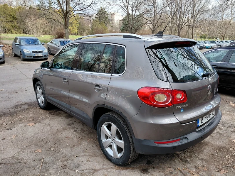 VW Tiguan, снимка 4 - Автомобили и джипове - 53020069