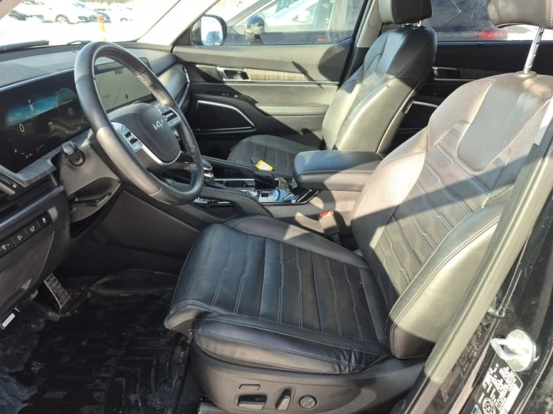 Kia Telluride X LINE * CARFAX * 360 КАМЕРИ* ВТОРИ ГУМИ , снимка 6 - Автомобили и джипове - 53336497