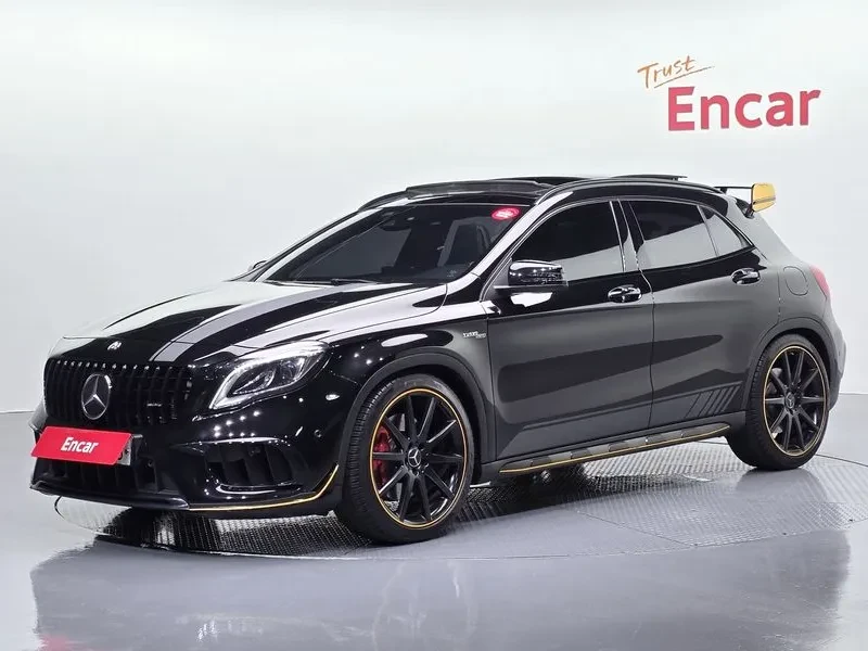 Mercedes-Benz GLA 50TH ANNIVERSARY EDITION