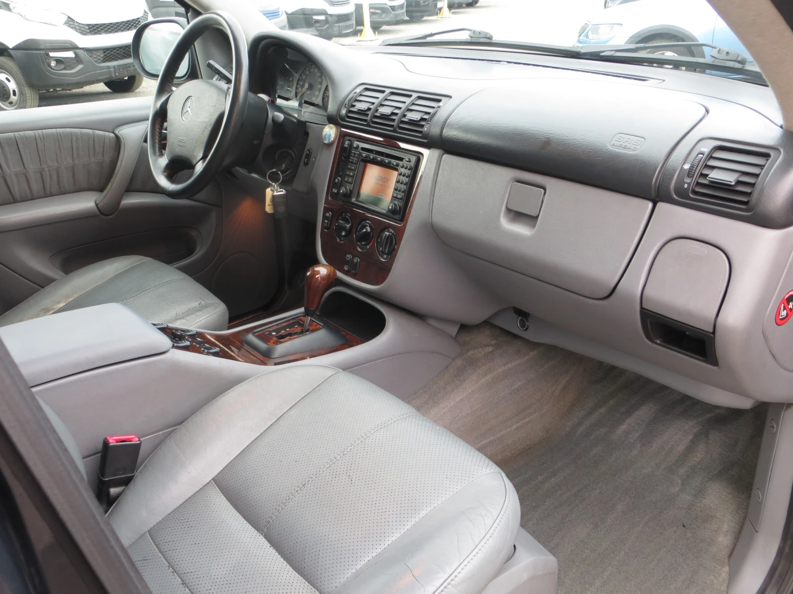 Mercedes-Benz ML 430 ГАЗ/БЕНЗИН | Mobile.bg — изображение 14