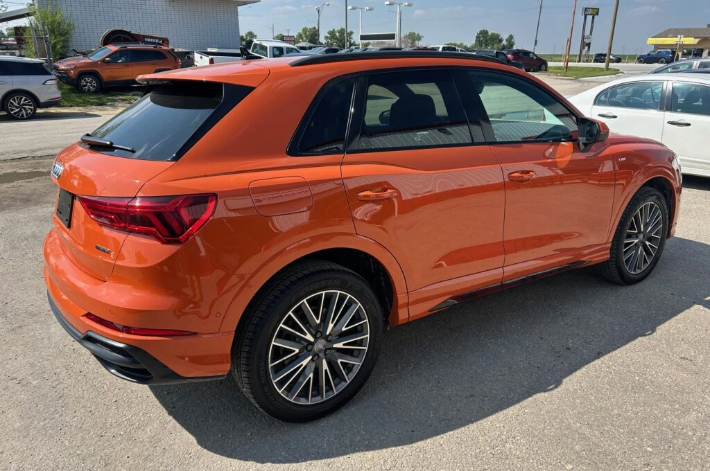 Audi Q3 TECHNIK S-Line* Matrix* Диг.табло* B&O* Пано*  - изображение 3