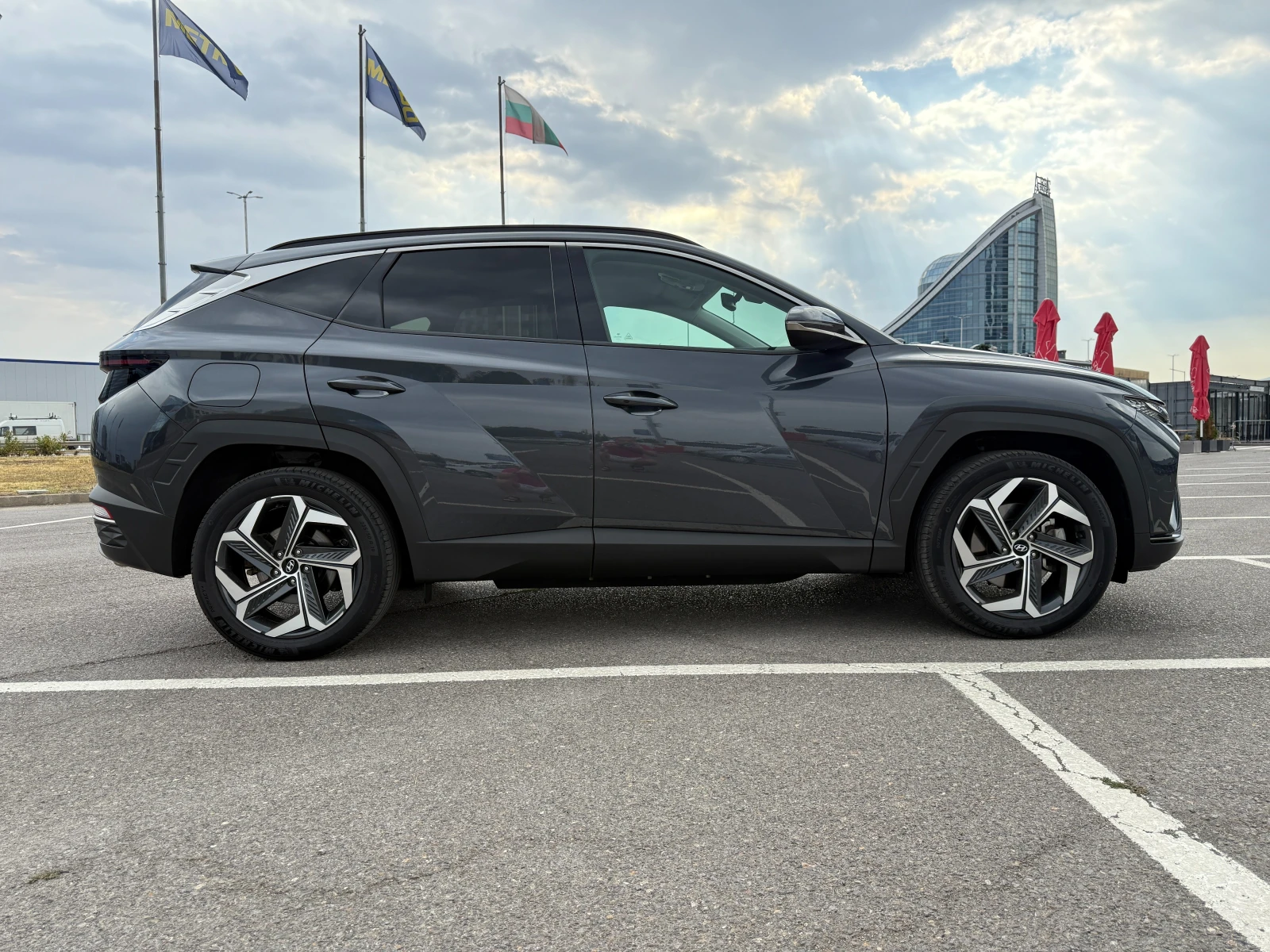 Hyundai Tucson Plug-in-Hybrid в ГАРАНЦИЯ - 265 к.с., 4x4, KRELL  - изображение 2