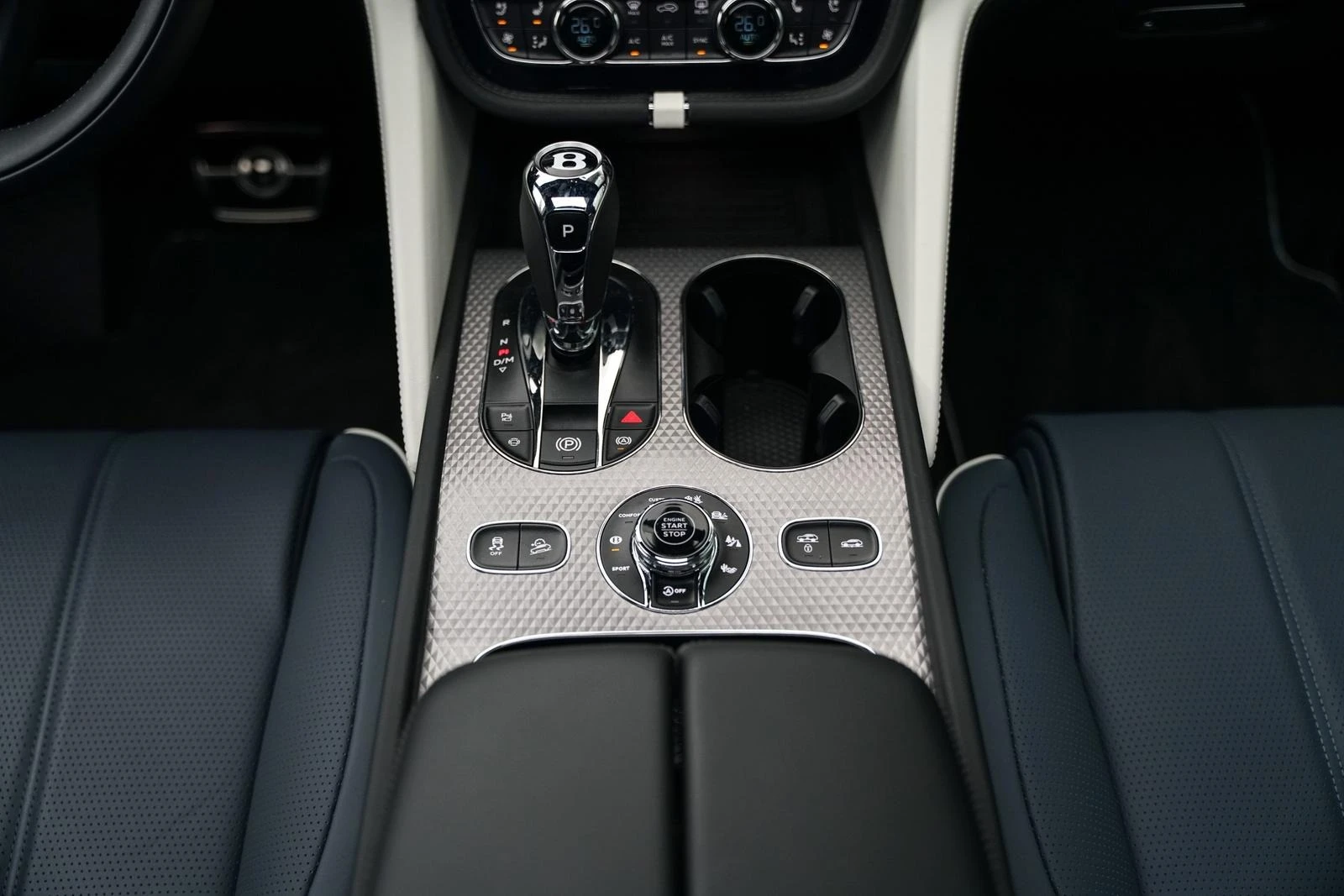 Bentley Bentayga V8/LONG/MULLINER/4-SEATS/TV/NAIM/PANO/ | Mobile.bg   12