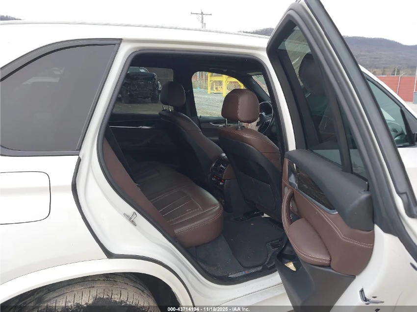 BMW X5 M-PACK / HEADUP / HARMAN / 4-ЗОНОВ / ПОДГРЕВИ - изображение 9